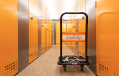 ハローストレージ広島安佐北可部｜屋内型トランクルーム